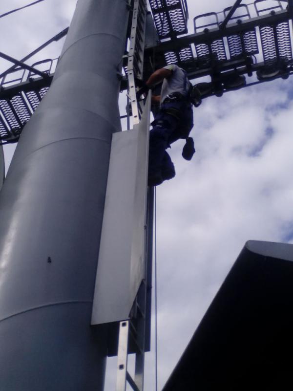 MANTENIMENTO PILONAS